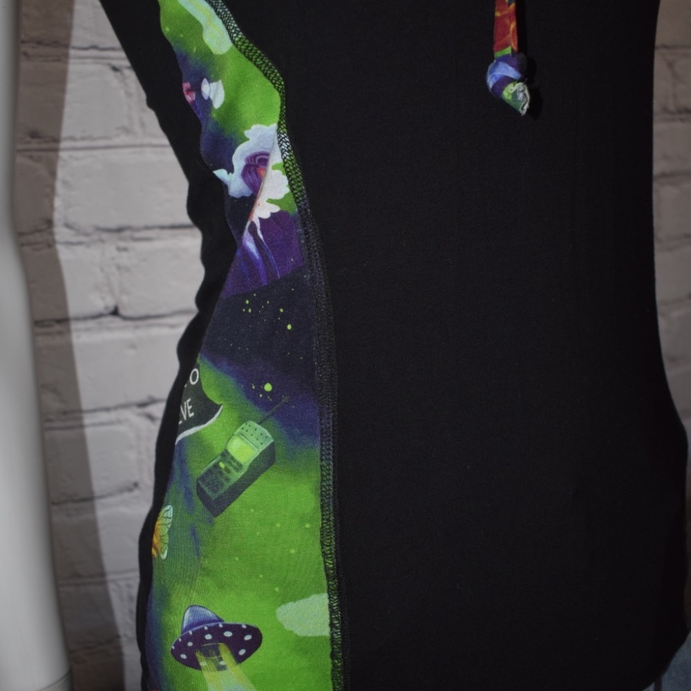 X-Files Tank - Picture 5 of 5